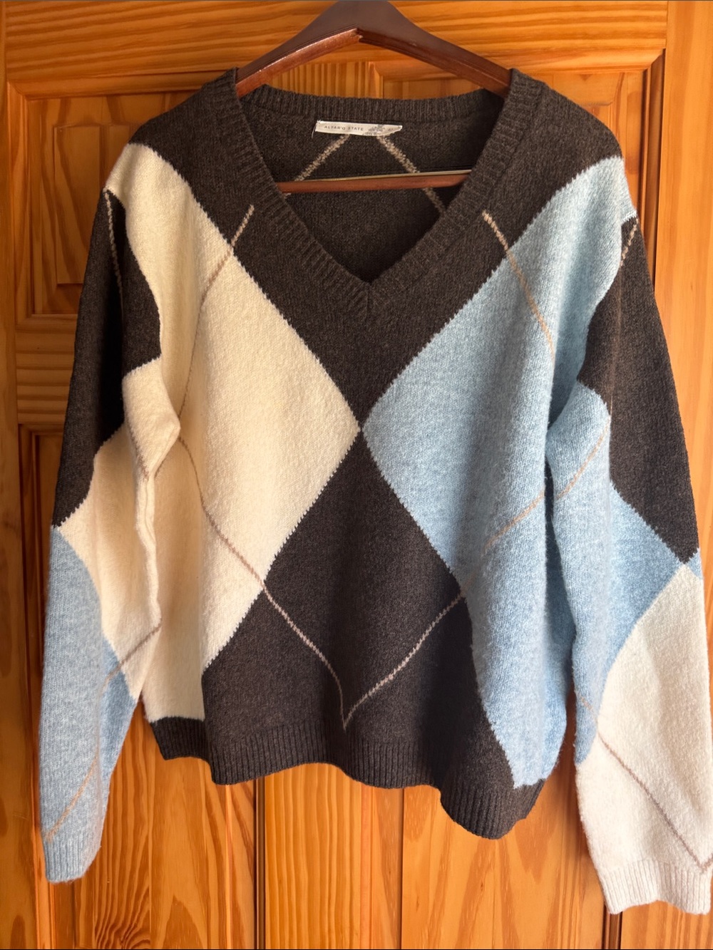Altar'd State V-Neck Argyle Sweater in Blue, Cream & Brown